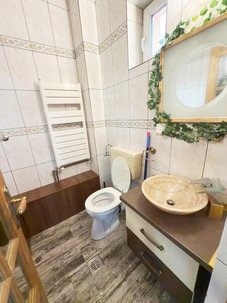 Vatra Luminoasa, vila individuala 6 camere, curte proprie, orice activitate